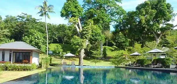 infinity pool and sunbeds on Koh Mak