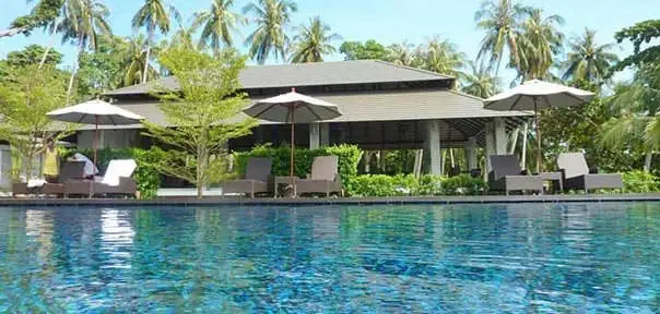 view of the restaurant from the siwmming pool